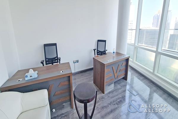 High floor Unit | Vacant Now | Close To Metro